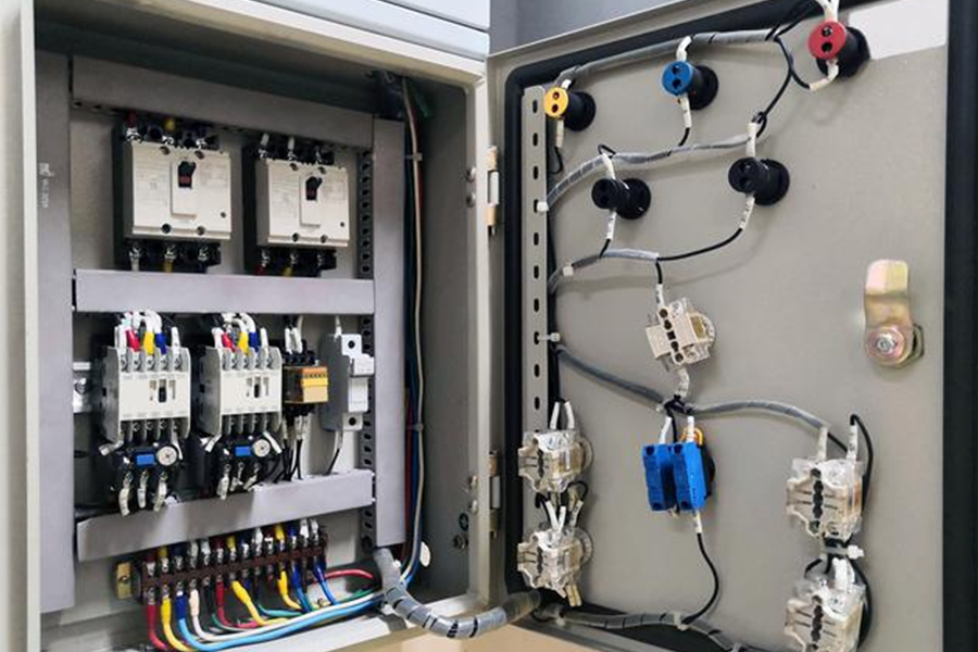 电子设备运行与控制